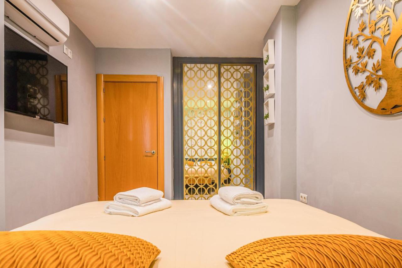 Tuguest Alhacaba Apartment - Free Parking Granada Esterno foto
