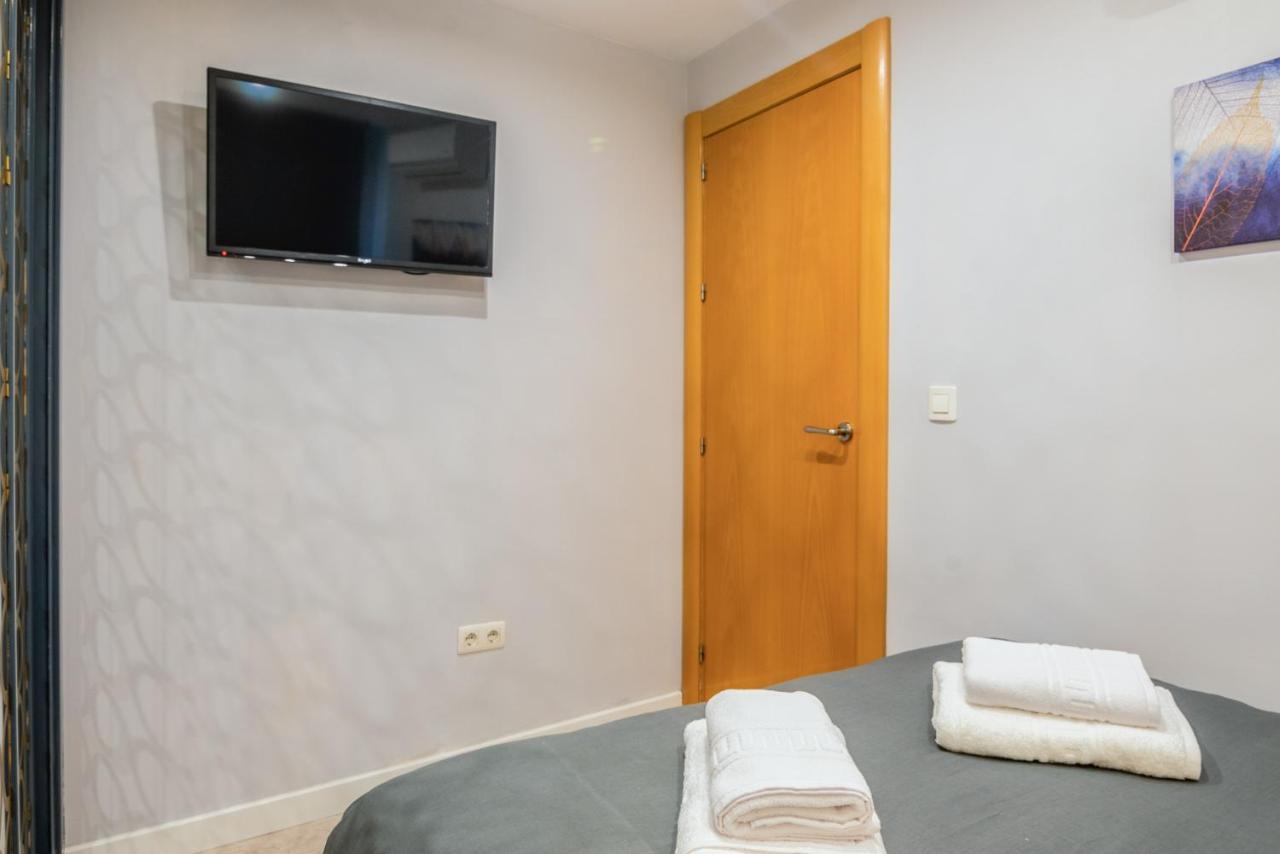 Tuguest Alhacaba Apartment - Free Parking Granada Esterno foto